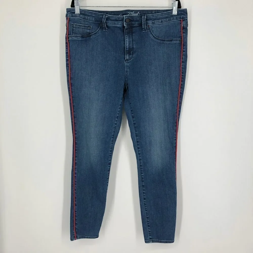 Universal Thread Mid Rise Jegging Red Side Stripe